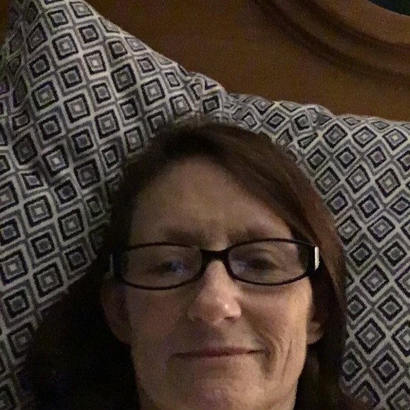 Meet your Posher, Ruby - Picture 1 of 1